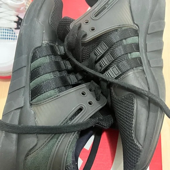 EQTs - Picture 4 of 5
